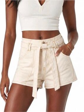 Ban. Jara High Waisted Tie Belt Shorts | Beige | Size 5/26